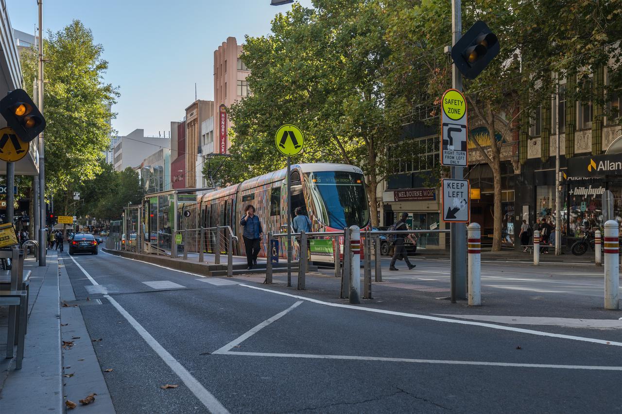 Apc On Bourke Aparthotel Melburne Exterior foto